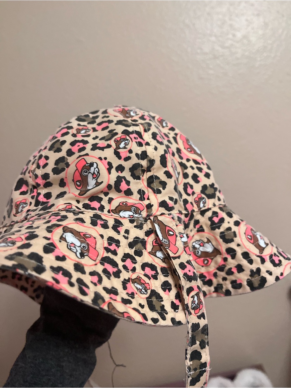 Leopard Print Bucket Hat with Cute Cartoon Motif - Pink & Beige